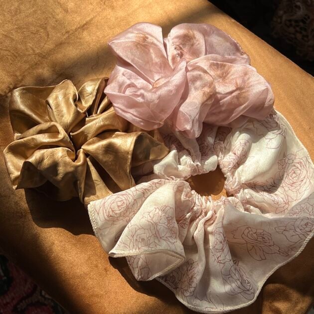 Blooming Scrunchie Set - Image 2