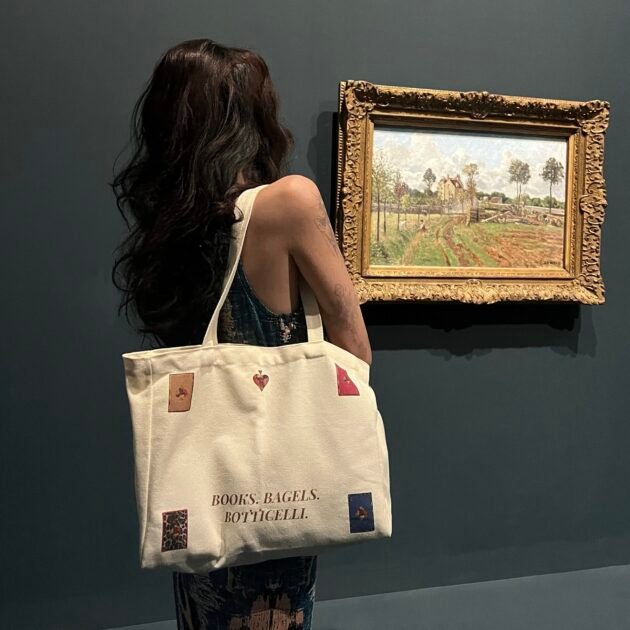 Oilvase Signature Poker Print Tote Bag – Creamy White - Image 3